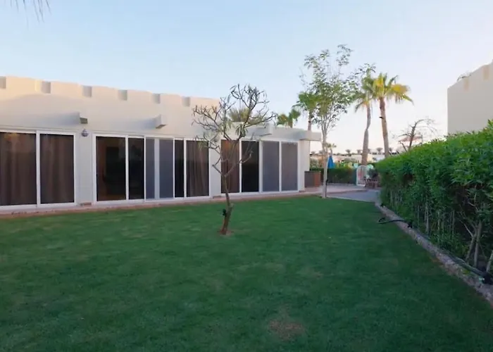 Villa Amwaj Elite *
