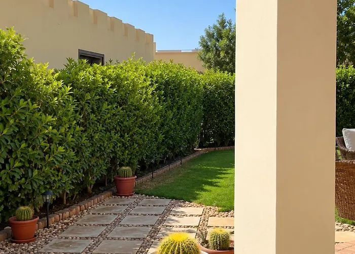 Amwaj Elite Villa *